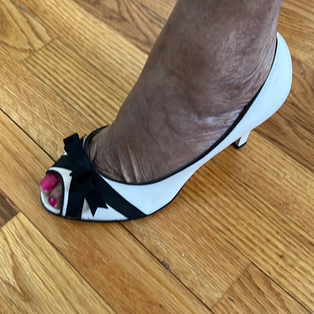 Anne Klein Dress shoes